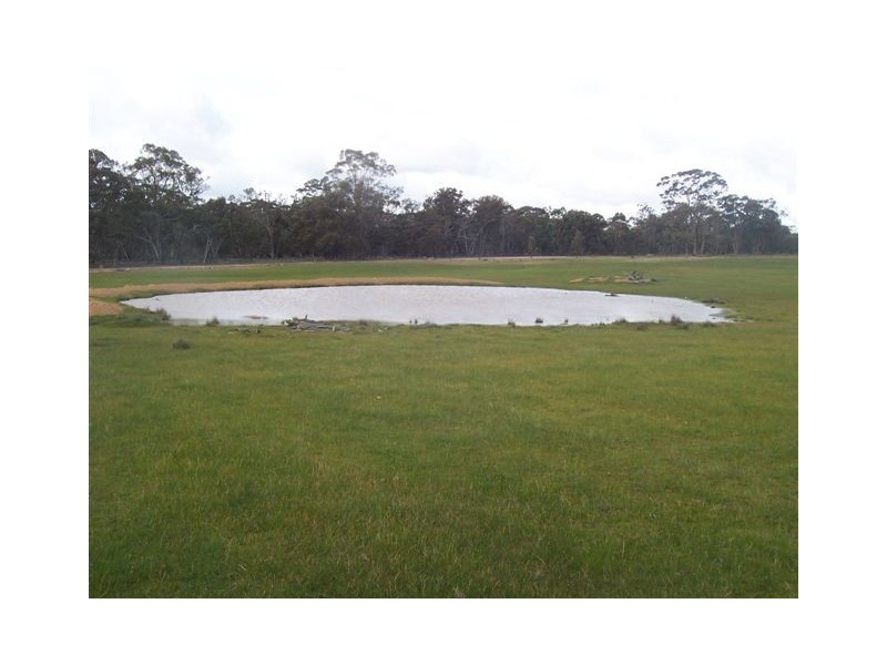 80E Moyreisk North Road, Moyreisk VIC 3467