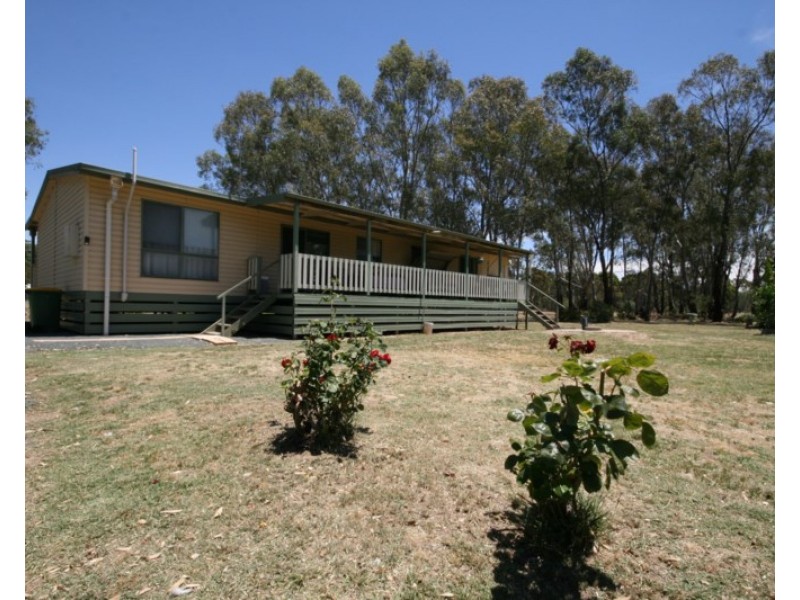 14 McGregor Street, Rochester VIC 3561