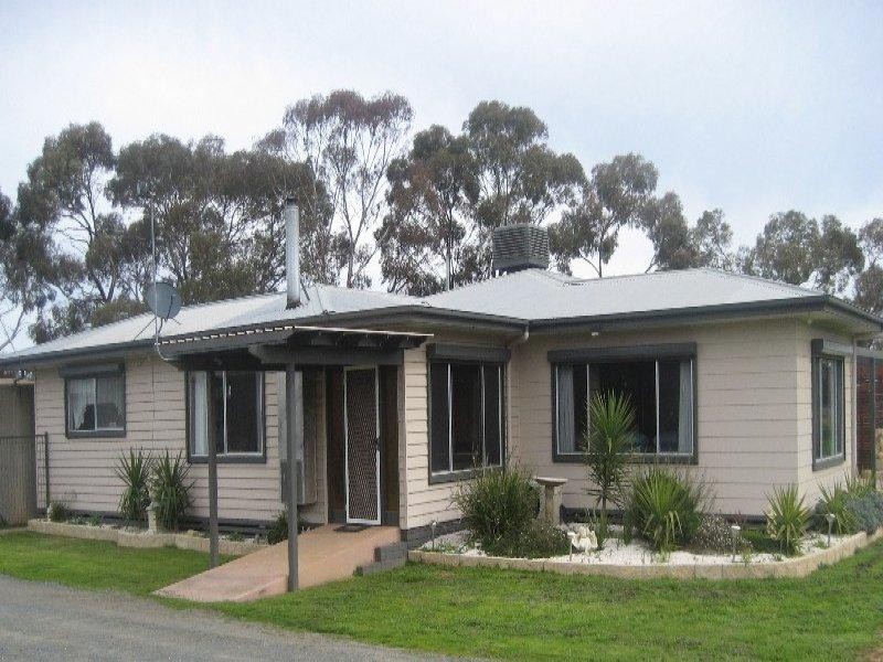 533 Dingee Road, Rochester VIC 3561
