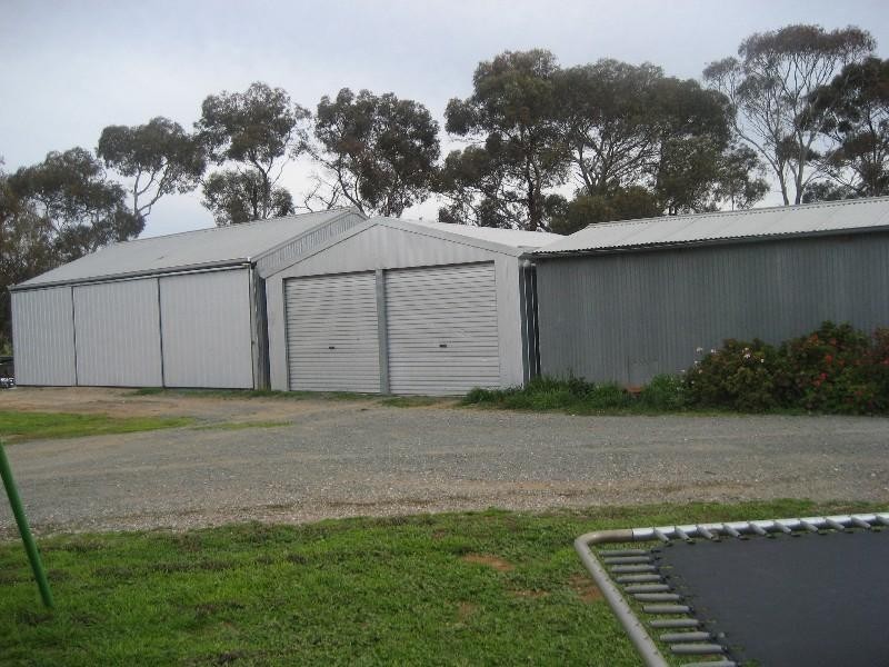 533 Dingee Road, Rochester VIC 3561