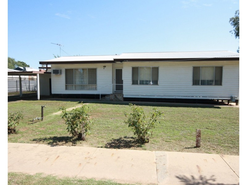 10 McKenzie Street, Rochester VIC 3561