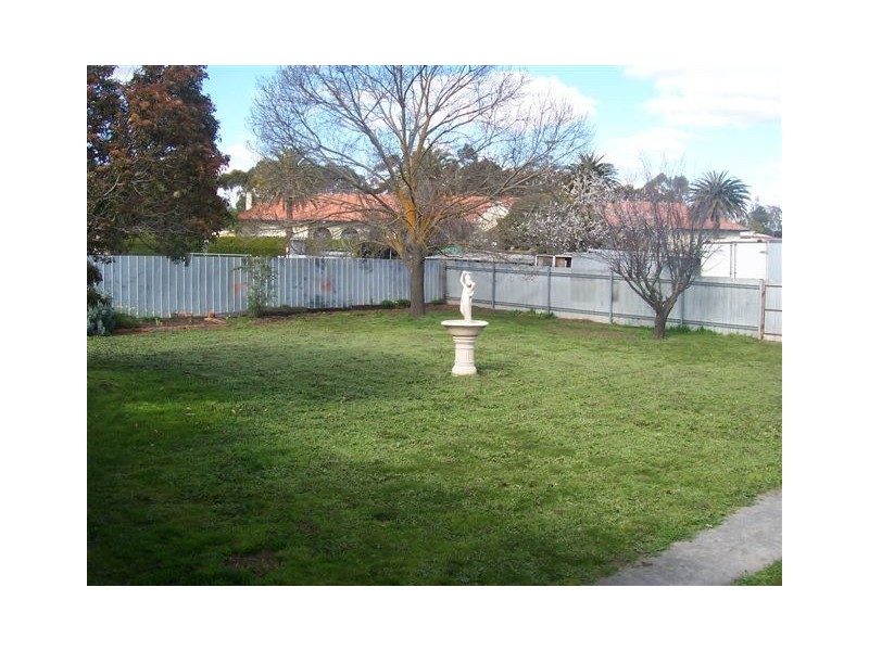 3 Powell Street, St Arnaud VIC 3478