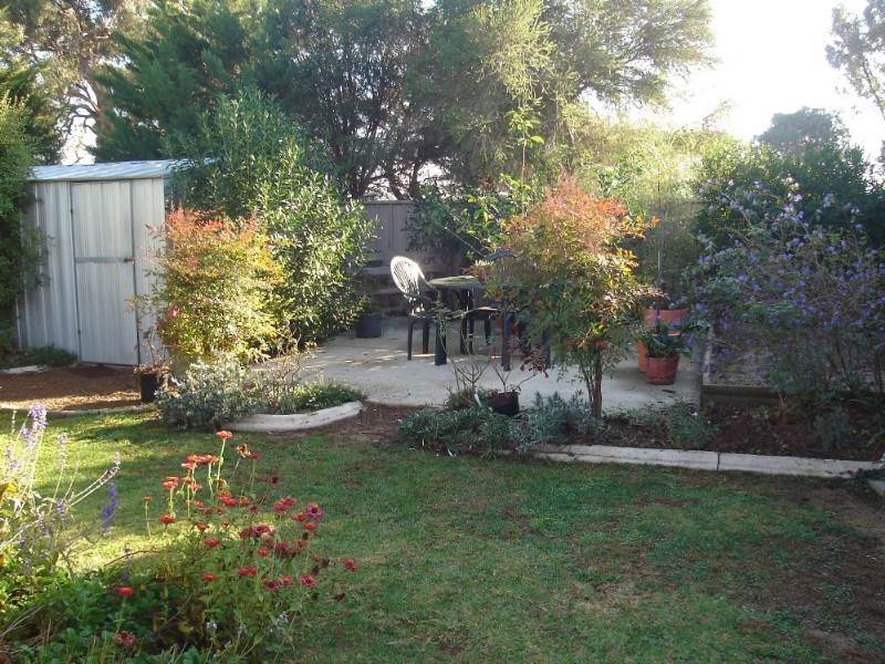 38 Fuller Avenue, Rochester VIC 3561