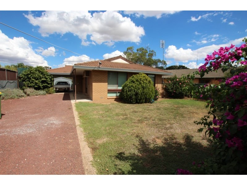 19 Dawson Street, Rochester VIC 3561
