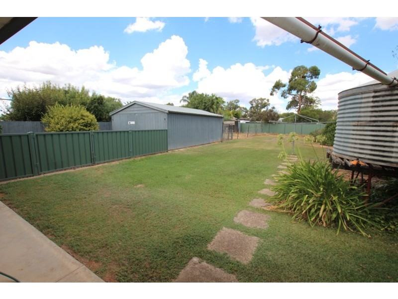 19 Dawson Street, Rochester VIC 3561