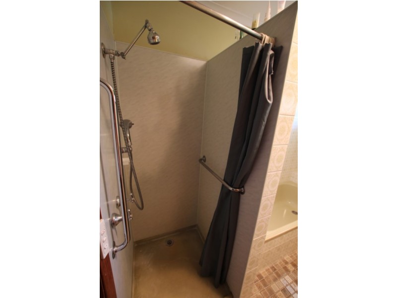 19 Dawson Street, Rochester VIC 3561