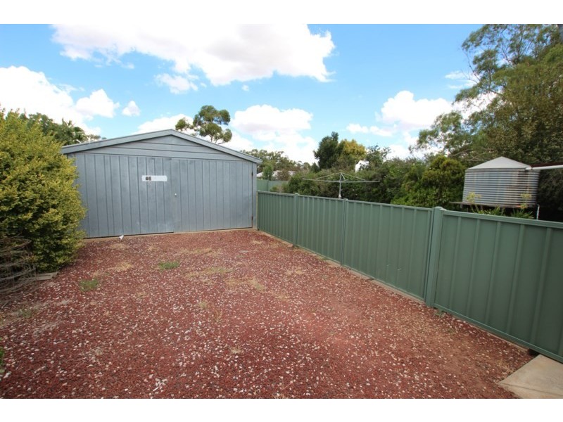 19 Dawson Street, Rochester VIC 3561