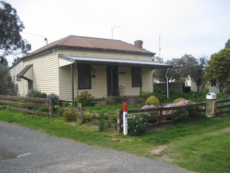 38 North Western Road, St Arnaud VIC 3478