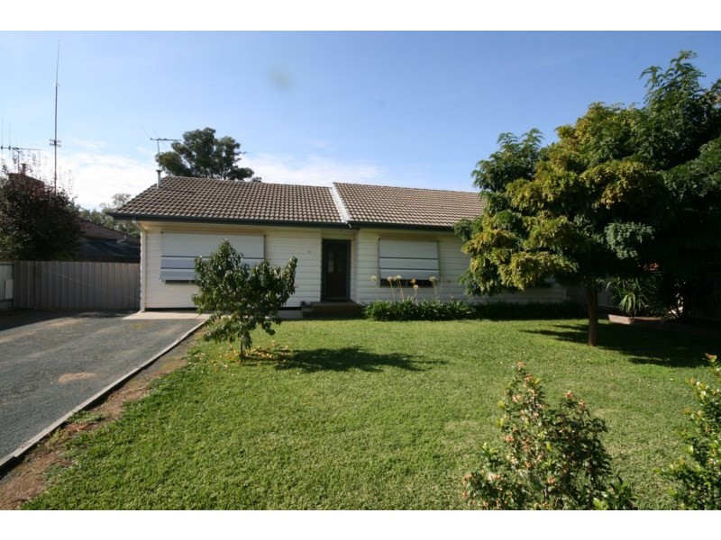 71 Victoria Street, Rochester VIC 3561