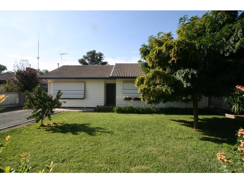71 Victoria Street, Rochester VIC 3561