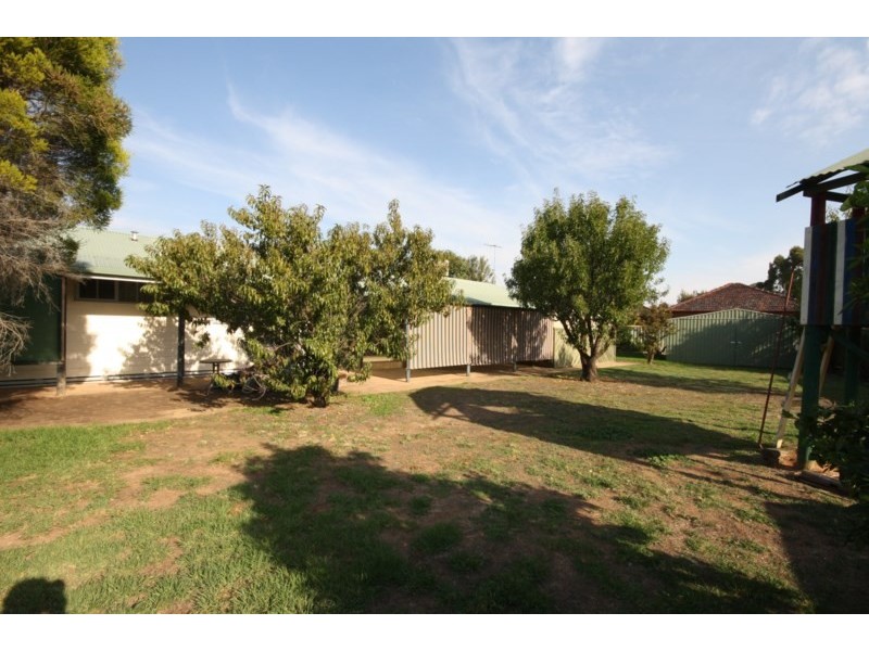 90 Victoria Street, Rochester VIC 3561