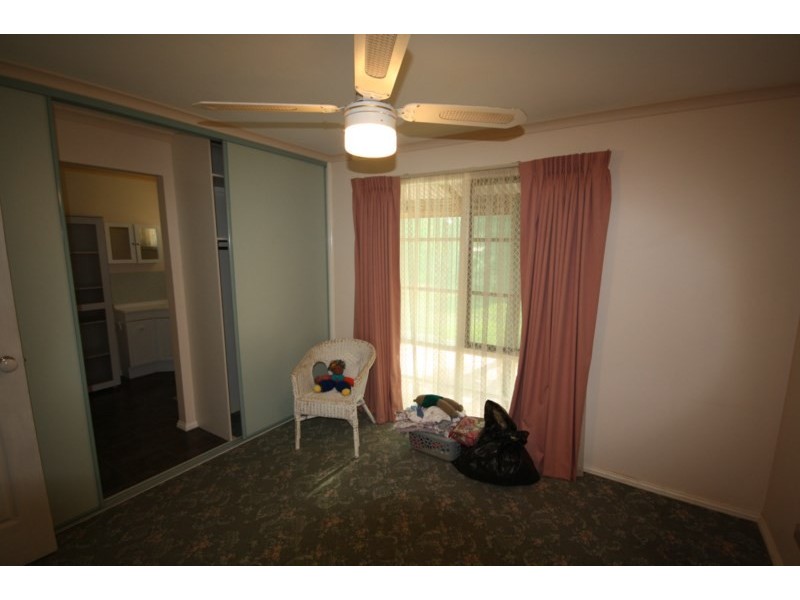 90 Victoria Street, Rochester VIC 3561