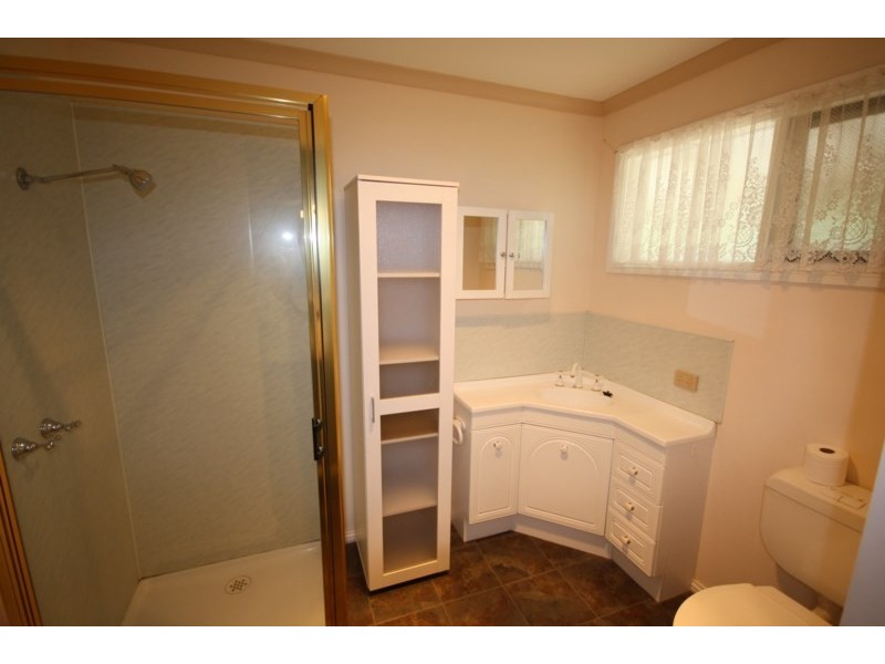 90 Victoria Street, Rochester VIC 3561