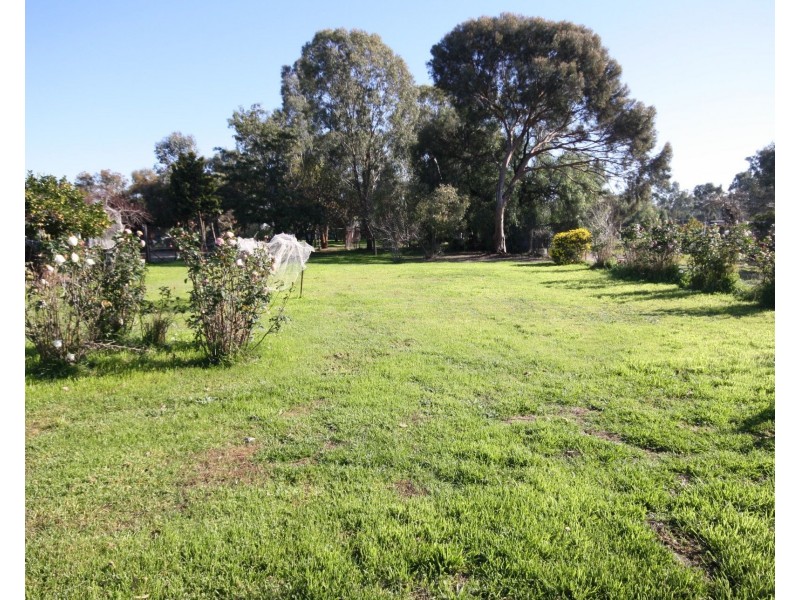 40 High Street, Rochester VIC 3561