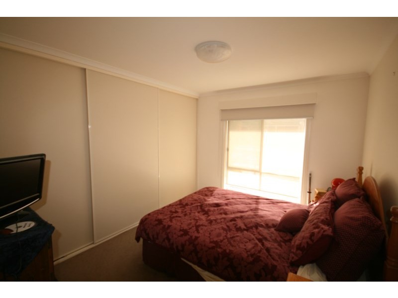 1/15 Dawson Street, Rochester VIC 3561