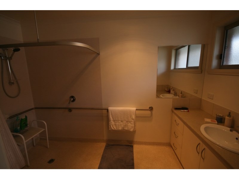 1/15 Dawson Street, Rochester VIC 3561