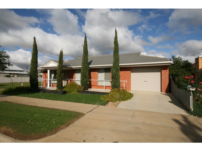 1/15 Dawson Street, Rochester VIC 3561