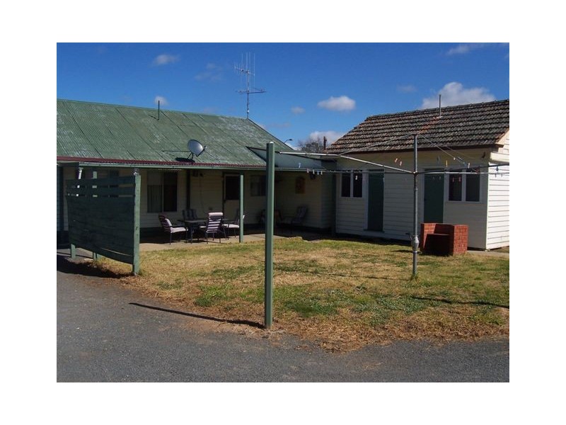 2 Kings Avenue, St Arnaud VIC 3478