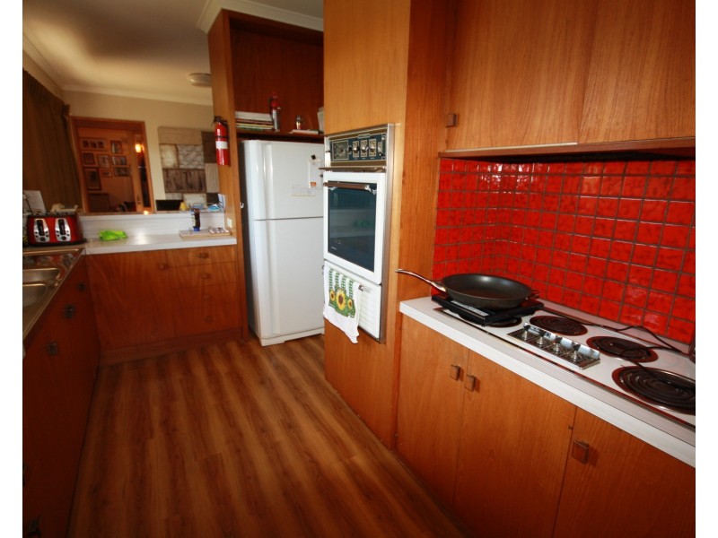 44 Victoria Street, Rochester VIC 3561