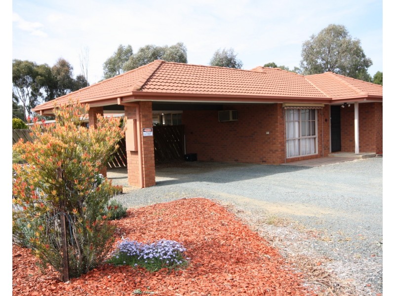 53 Pascoe Street, Rochester VIC 3561