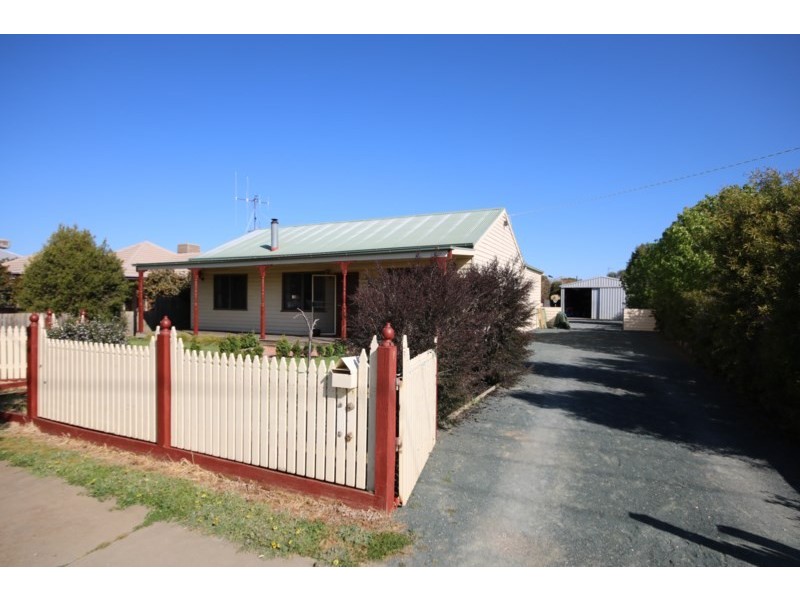 65 Dudley Street, Rochester VIC 3561