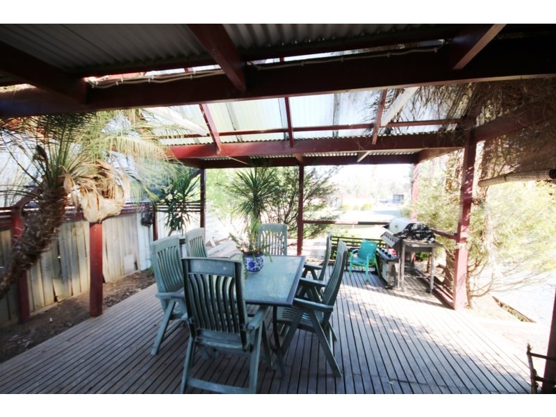 65 Dudley Street, Rochester VIC 3561