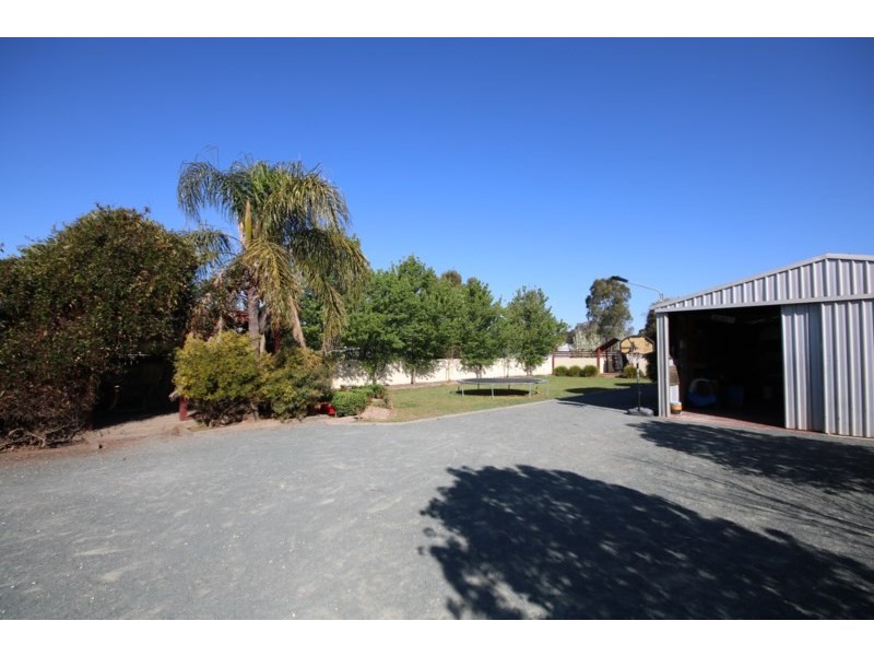 65 Dudley Street, Rochester VIC 3561
