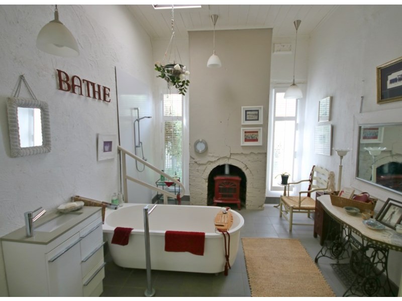 72 Hervey Street, Elmore VIC 3558