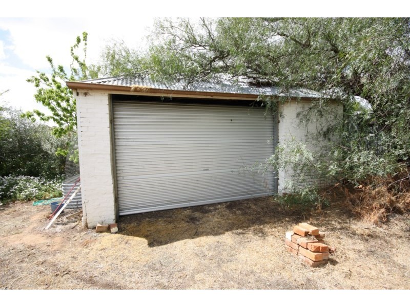 72 Hervey Street, Elmore VIC 3558