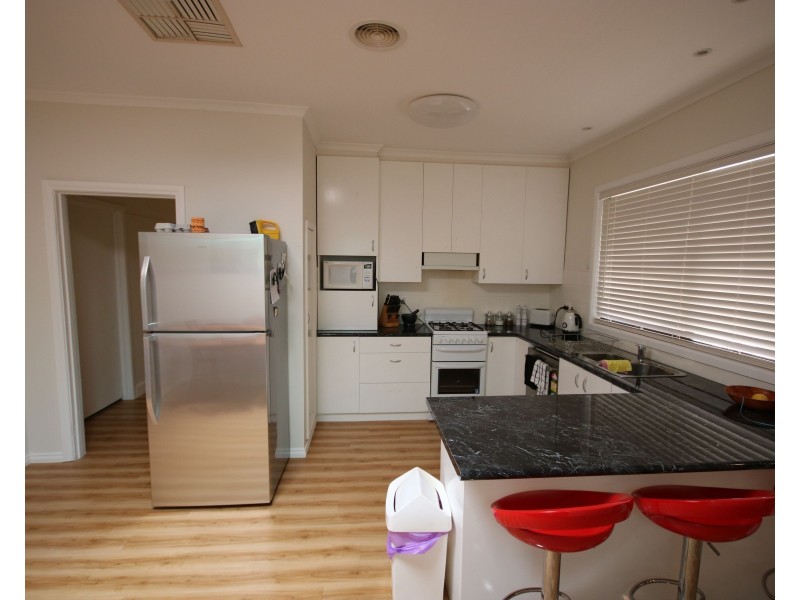 86 Victoria Street, Rochester VIC 3561