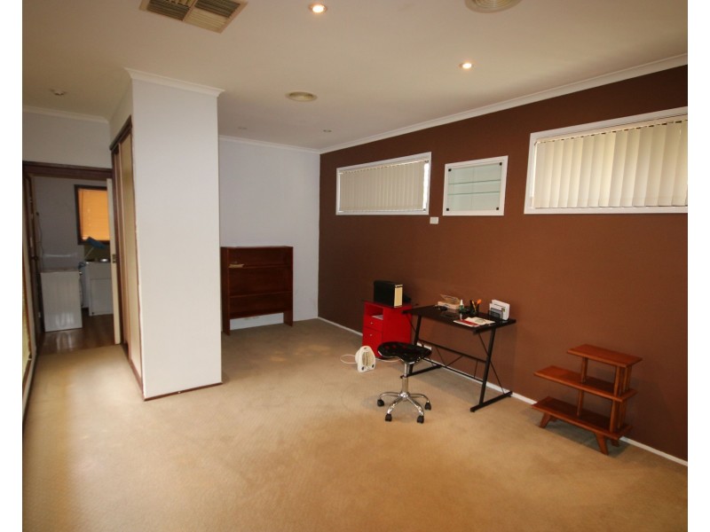 86 Victoria Street, Rochester VIC 3561