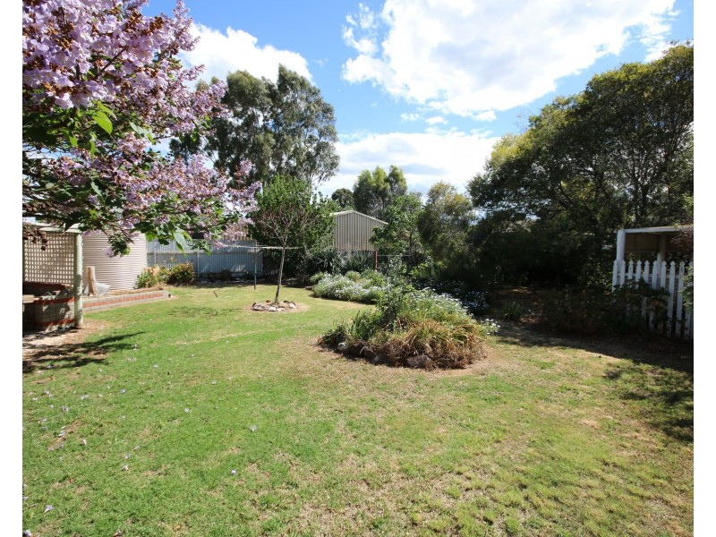 86 Victoria Street, Rochester VIC 3561