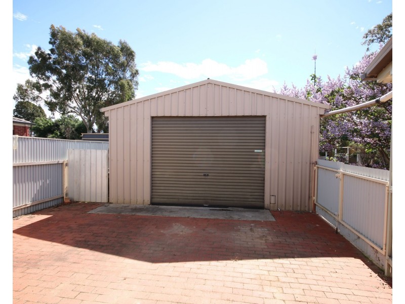 86 Victoria Street, Rochester VIC 3561