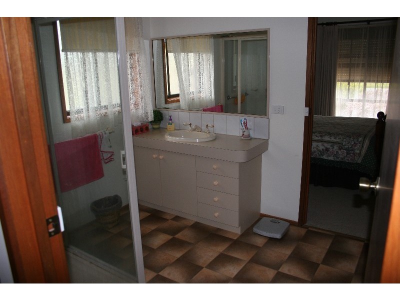 22 Fraser Street, Rochester VIC 3561