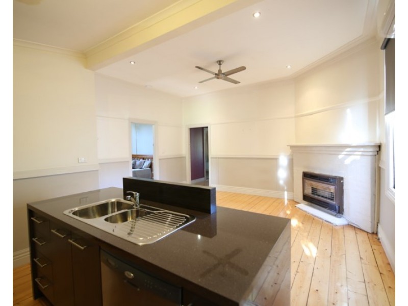 72 Victoria Street, Rochester VIC 3561