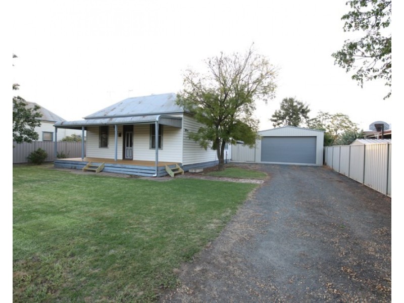 72 Victoria Street, Rochester VIC 3561
