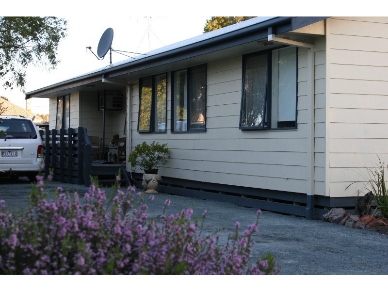 30 Michie Street, Elmore VIC 3558