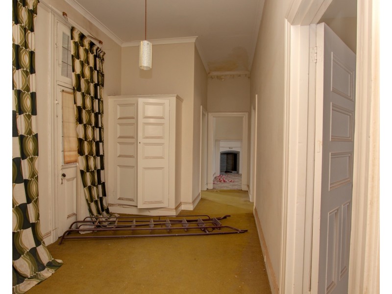 35 Moore Street, Rochester VIC 3561