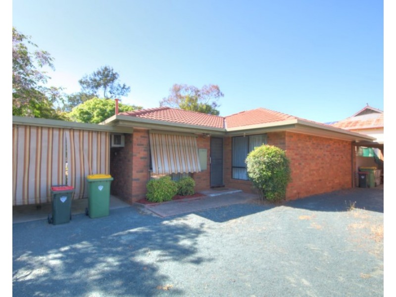 4/9 Victoria Street, Rochester VIC 3561