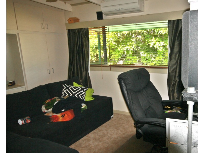 64 Kerford Street, Rochester VIC 3561