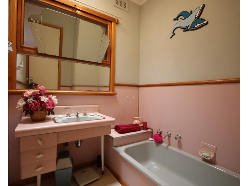 53 Victoria Street, Rochester VIC 3561