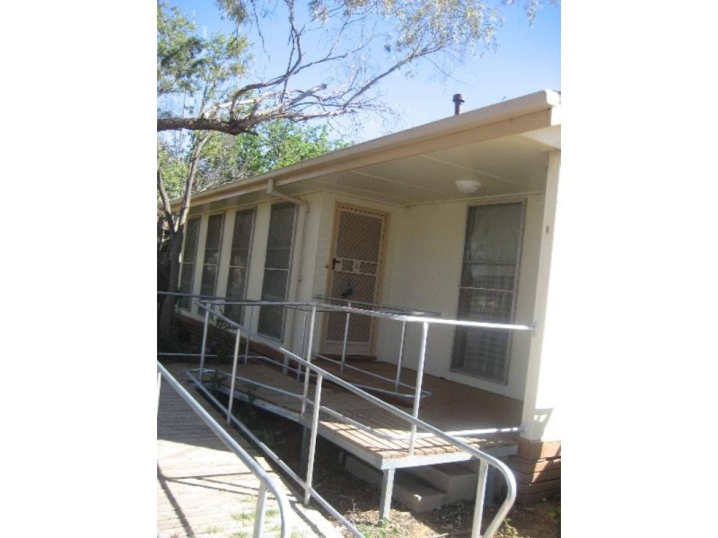 8 Johnson Street, Rochester VIC 3561