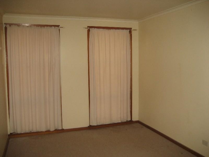 8 Johnson Street, Rochester VIC 3561