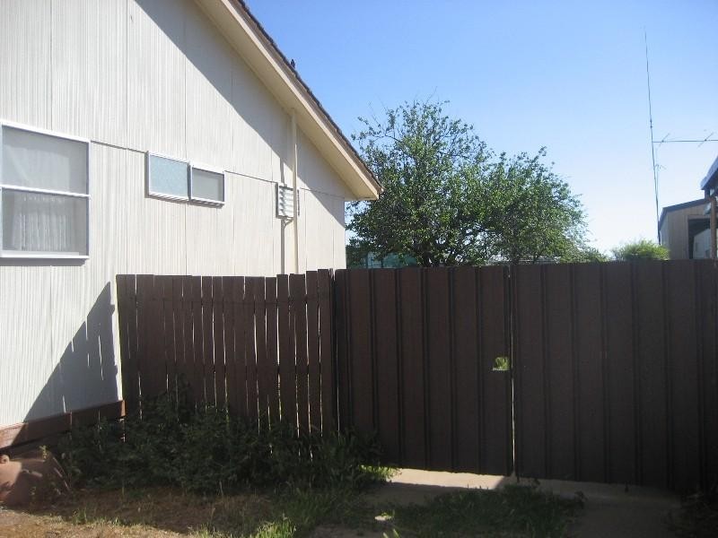 8 Johnson Street, Rochester VIC 3561