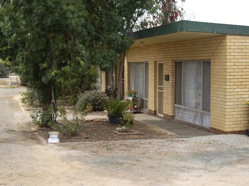 1-3/12 Echuca Road, Rochester VIC 3561