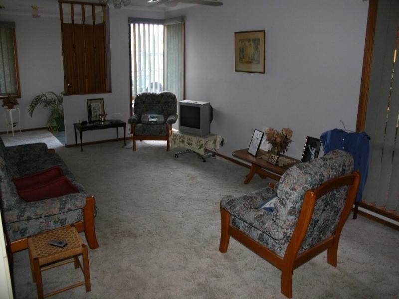 9 Phillip Street, Rochester VIC 3561