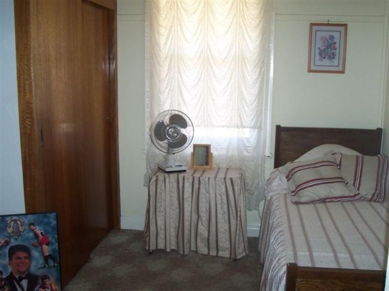 34 Bowen Street, St Arnaud VIC 3478