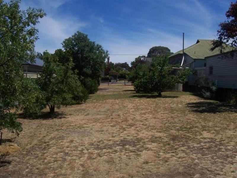 34 Bowen Street, St Arnaud VIC 3478