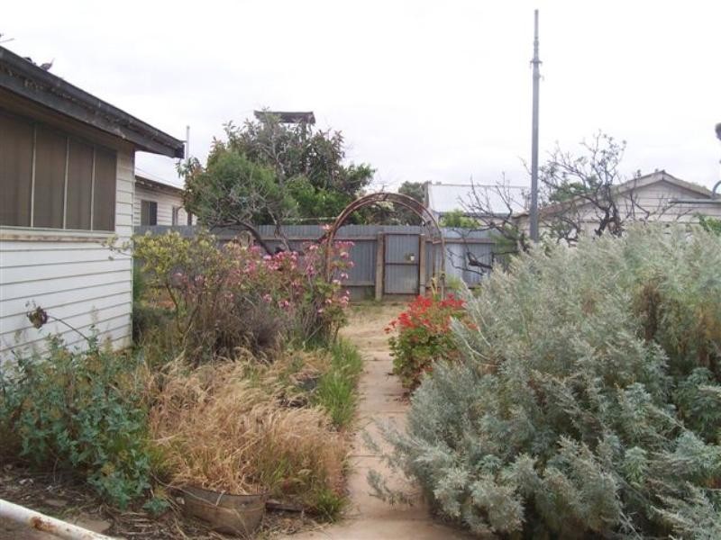 18 Charlton Road, St Arnaud VIC 3478