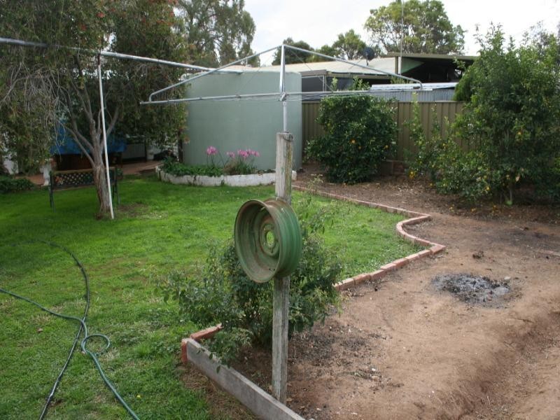 25 Edward Street, Rochester VIC 3561